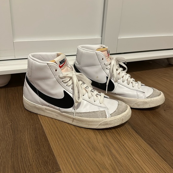 white high top nike blazers